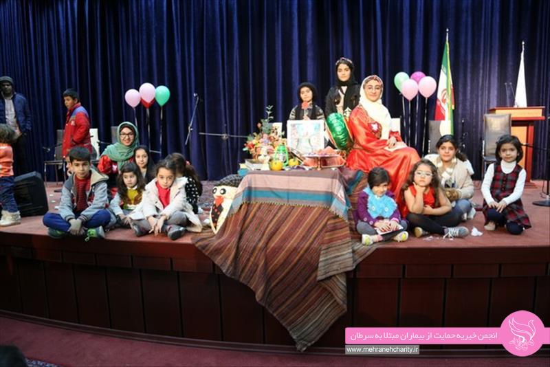 دانش آموزان تحت پوشش مهرانه در کنار والدین و خیرین فرهنگی در ویژه برنامه جشن شب یلدا شرکت کردند