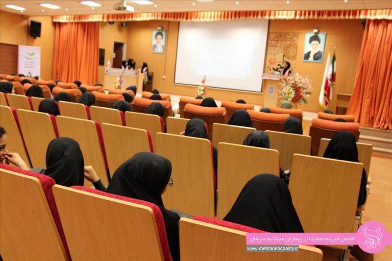 کارمندان و دانشجویان دانشگاه پیام نور مرکز زنجان در کارگاه آموزش و پیشگیری از ابتلا به سرطان سینه مهرانه شرکت کردند