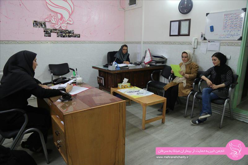 برگزاری کارگاه پیشگیری از سرطان سینه ویژه 24 نفر از اولیای مدرسه " مجتبی رهبری " در محل کلینیک تخصصی مهرانه(97/9/29)